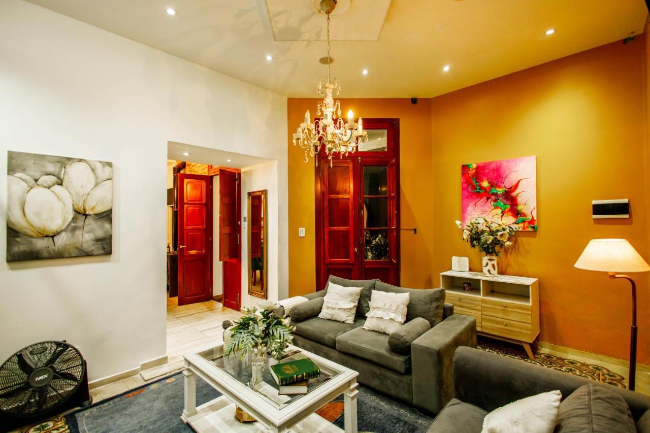 Regina Apartment